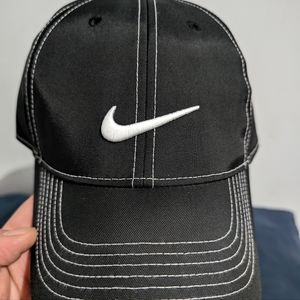 Nike Heritage86 Golf Hat NWT